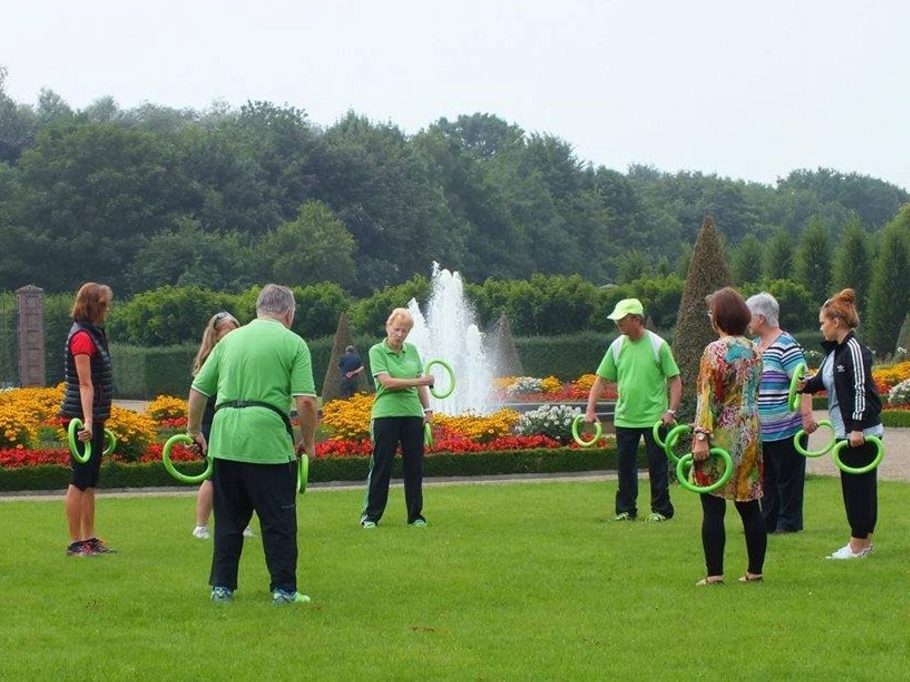 Parkinson-Gruppe macht Sport mit Smovey