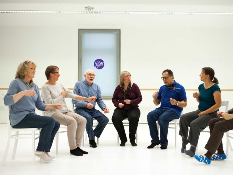 Tanzen mit Parkinson im Sitzen